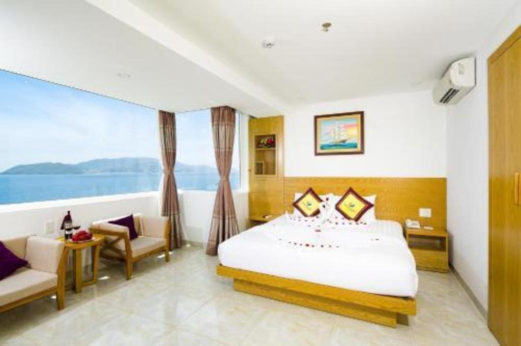 Majestic Star Hotel Nha Trang Exterior photo